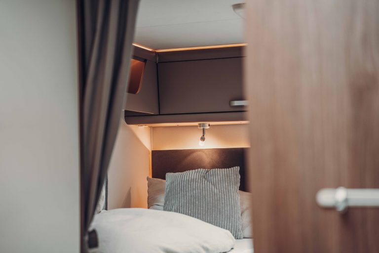 carado-imagebank-data-ve-semi-integrated-t447-it-2024-0100-21-31-41-web